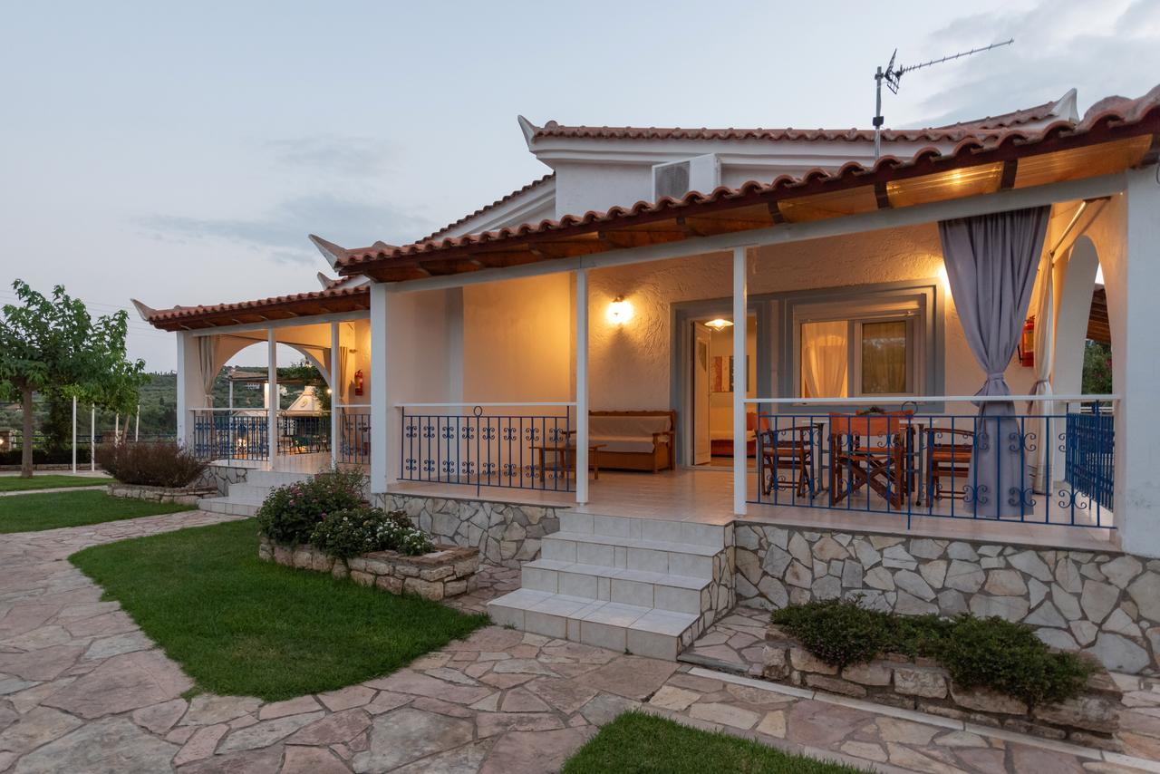 Villa Tasos Koutsoubos Koróni Exterior foto