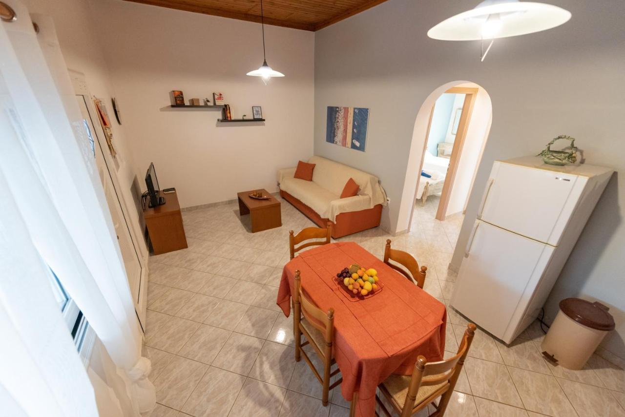 Villa Tasos Koutsoubos Koróni Exterior foto
